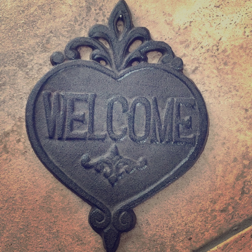 Cast iron "WELCOME" Sign